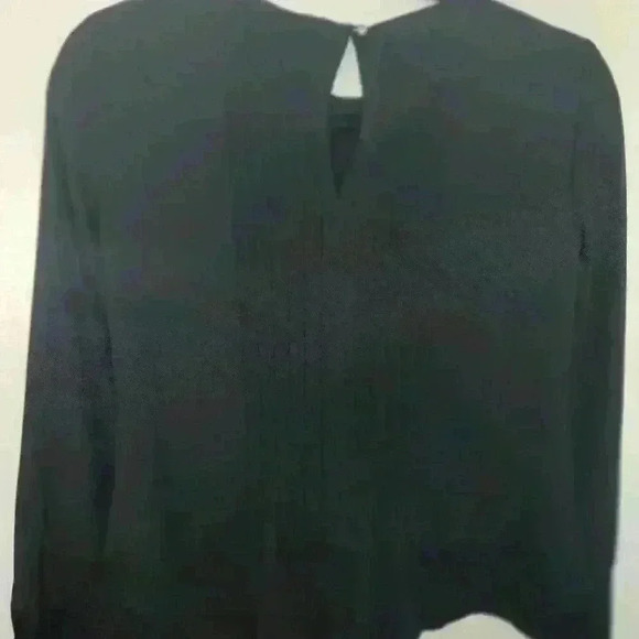 Black Crepe Blouse size xs/p #158 - Picture 2 of 2